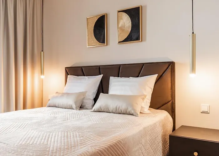 Laulupargi Lux شقة